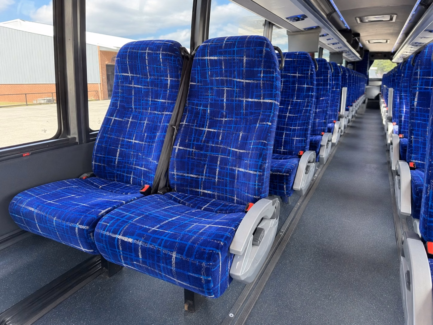 olathe corporate groups trust charter buses for multi city business travel