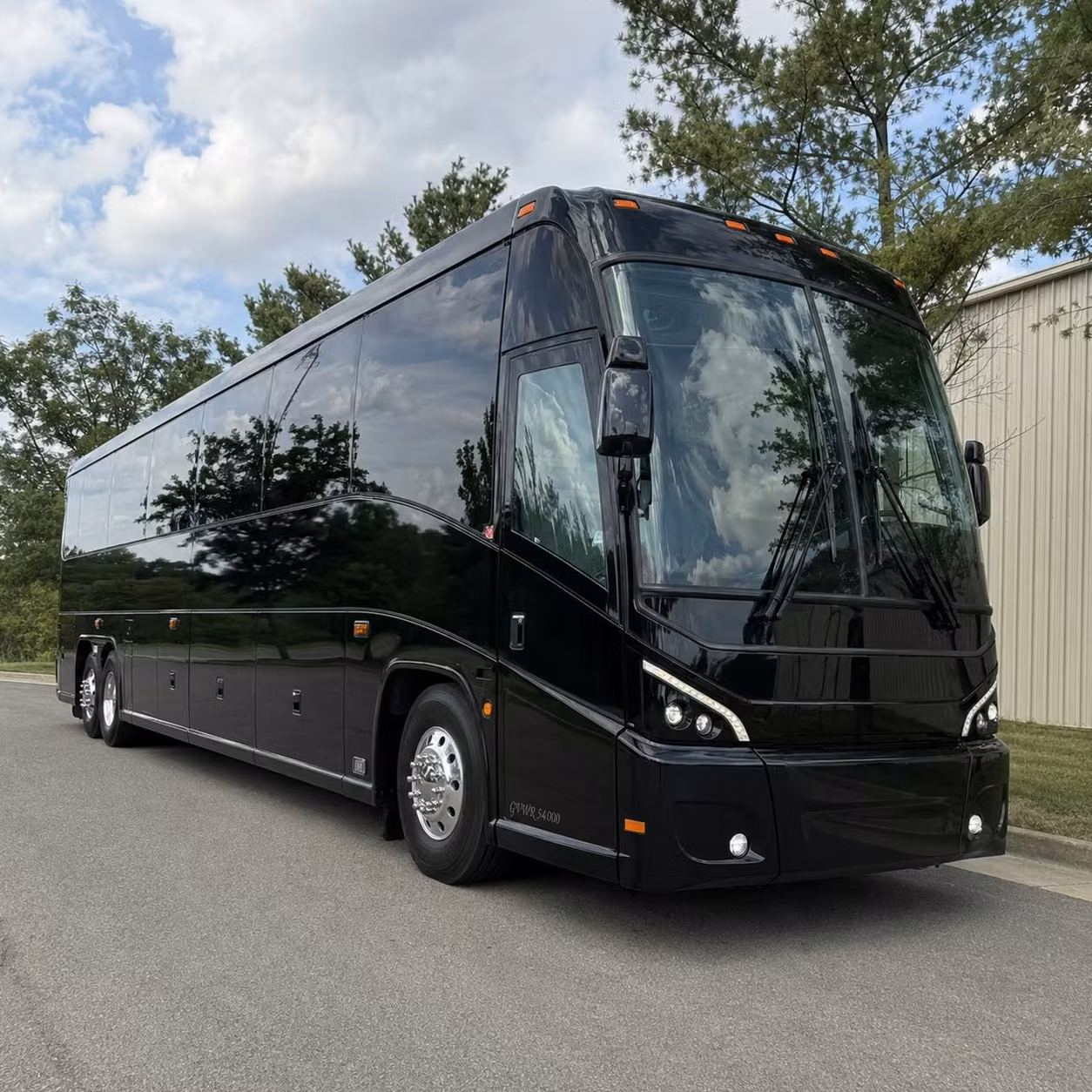 reliable construction and worksite shuttles across johnson county